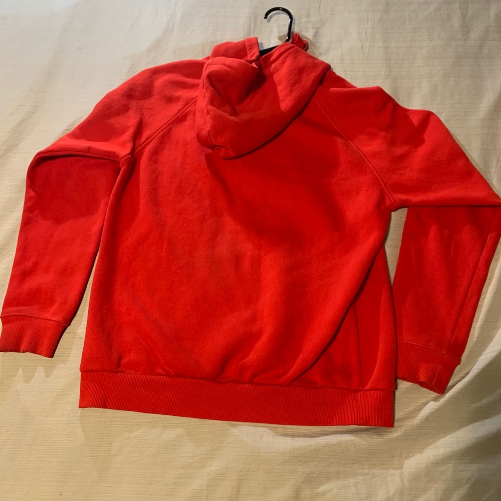 Red adidas hoodie🔴